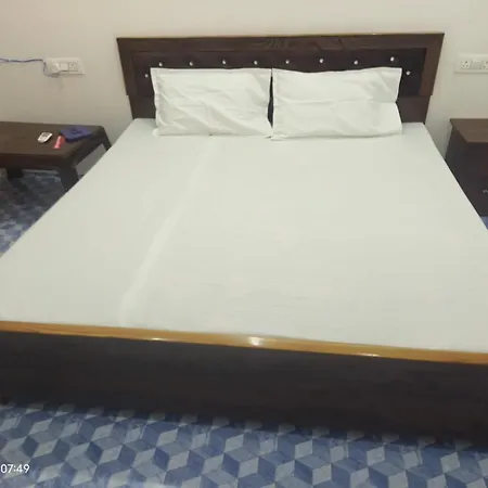 Anand Hotel Inn Prayagraj Exterior photo